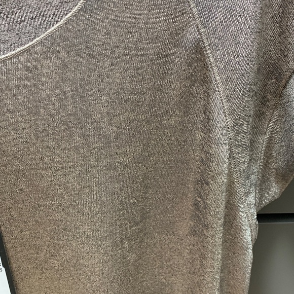 ORLY - Taupe Short Sleeve Top - Picture 4 of 4